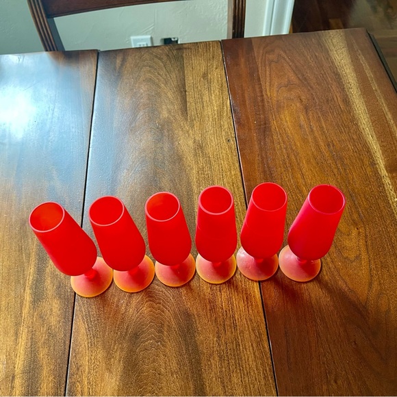 Six Vintage MCM Satin Red/Orange fluted Cordial glasses. Bases UV reactive. - Picture 12 of 16